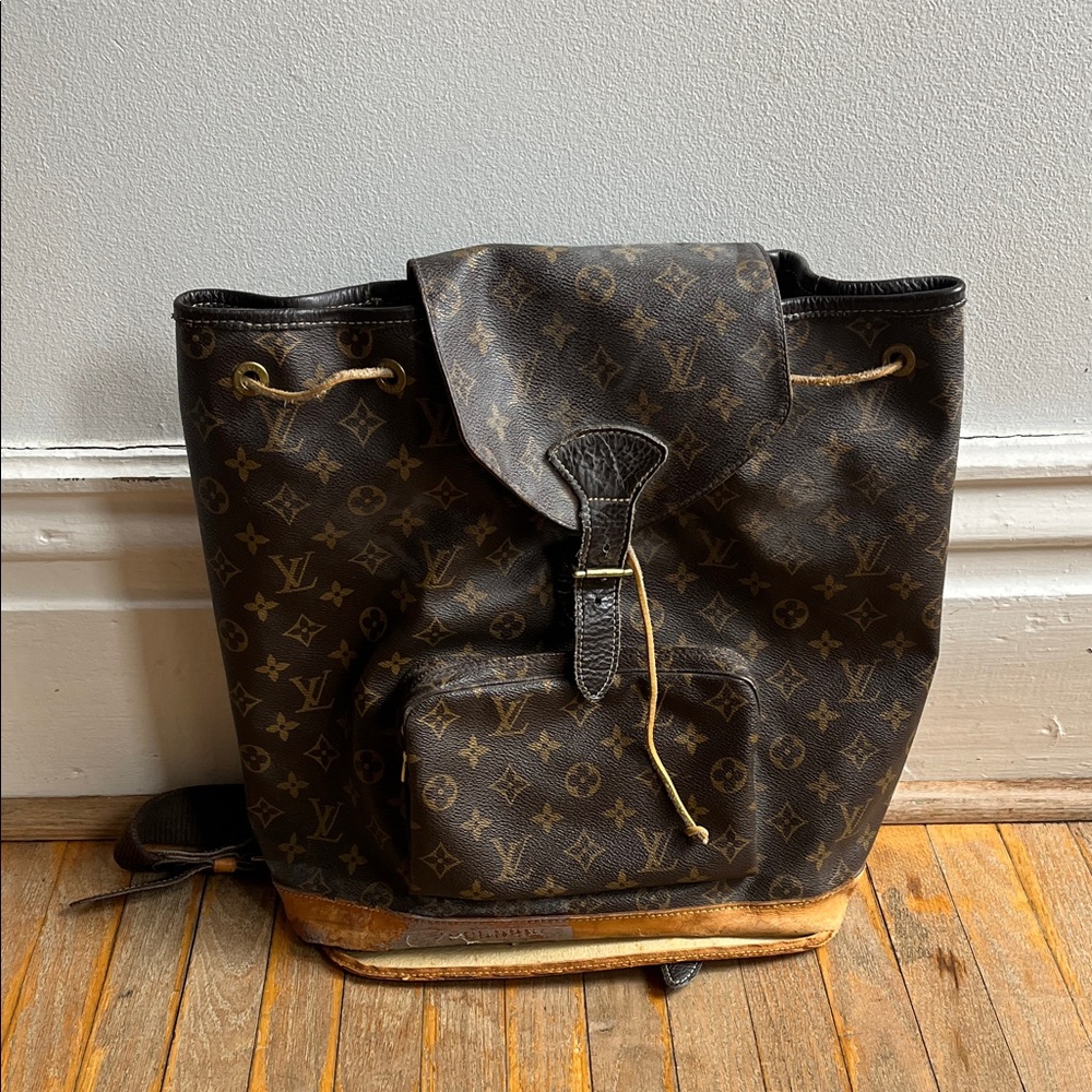 Louis Vuitton Montsouris Monogram Backpack DAMAGED